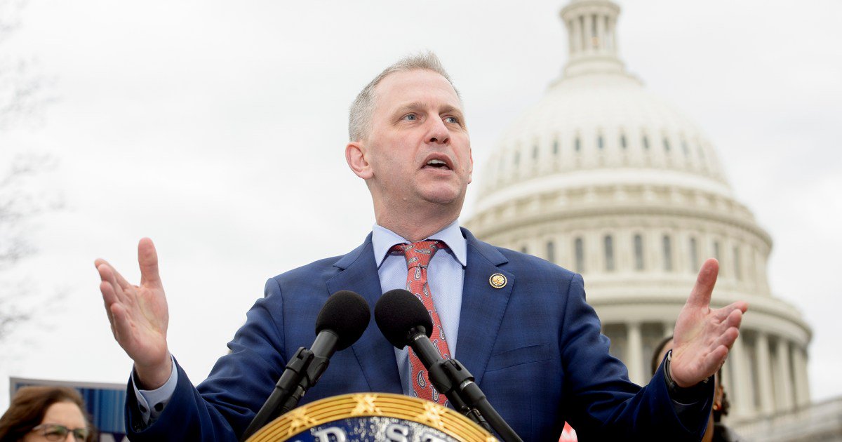 Democratic Politicians Have Largely Abandoned Climate Talk