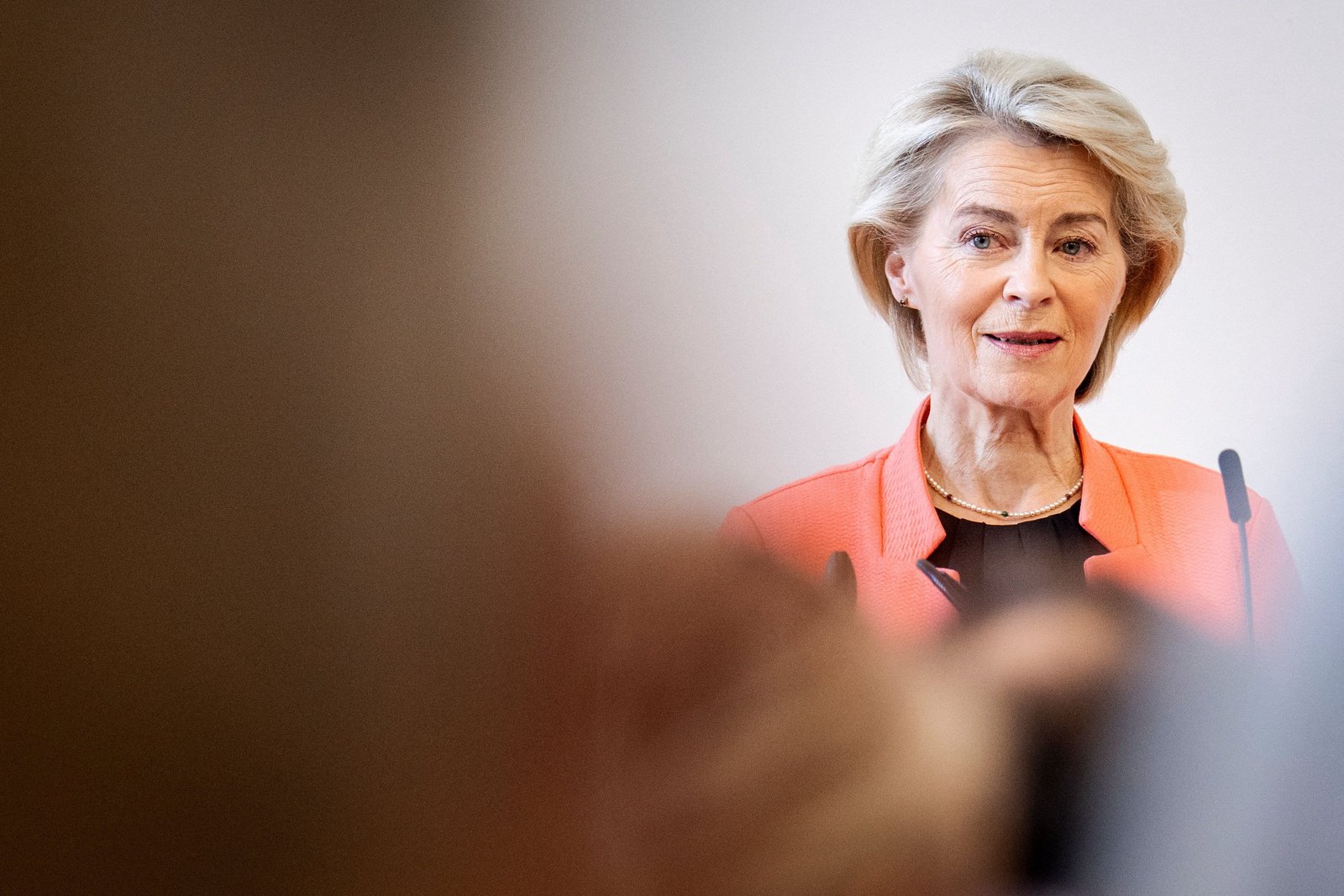 EU seeks social media laws