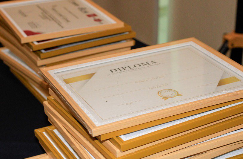 Choosing Quality in Custom Academic Printing