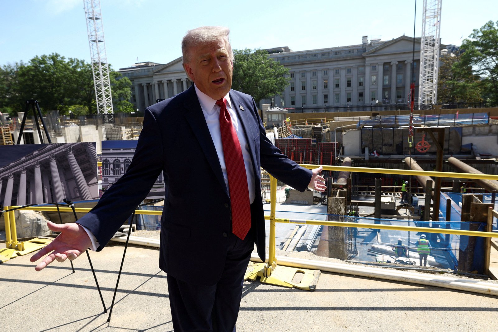 Trump sounds diplomatic note on Cuba