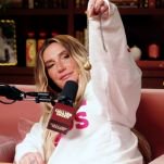 We Should All Take a Page Out of Kesha’s Book and Make Placenta Jewelry