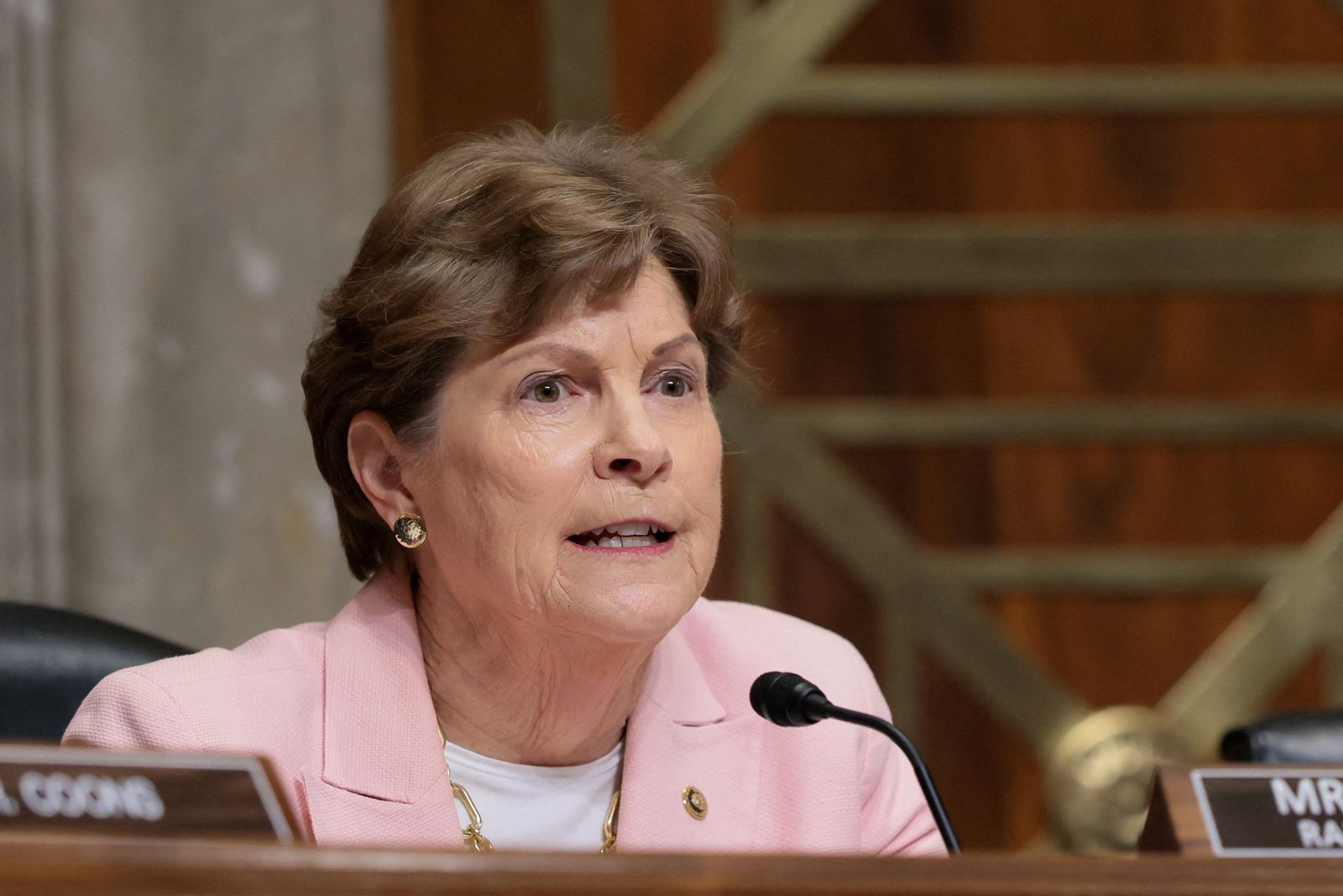 Lawmakers urge Trump to impose Balkan sanctions