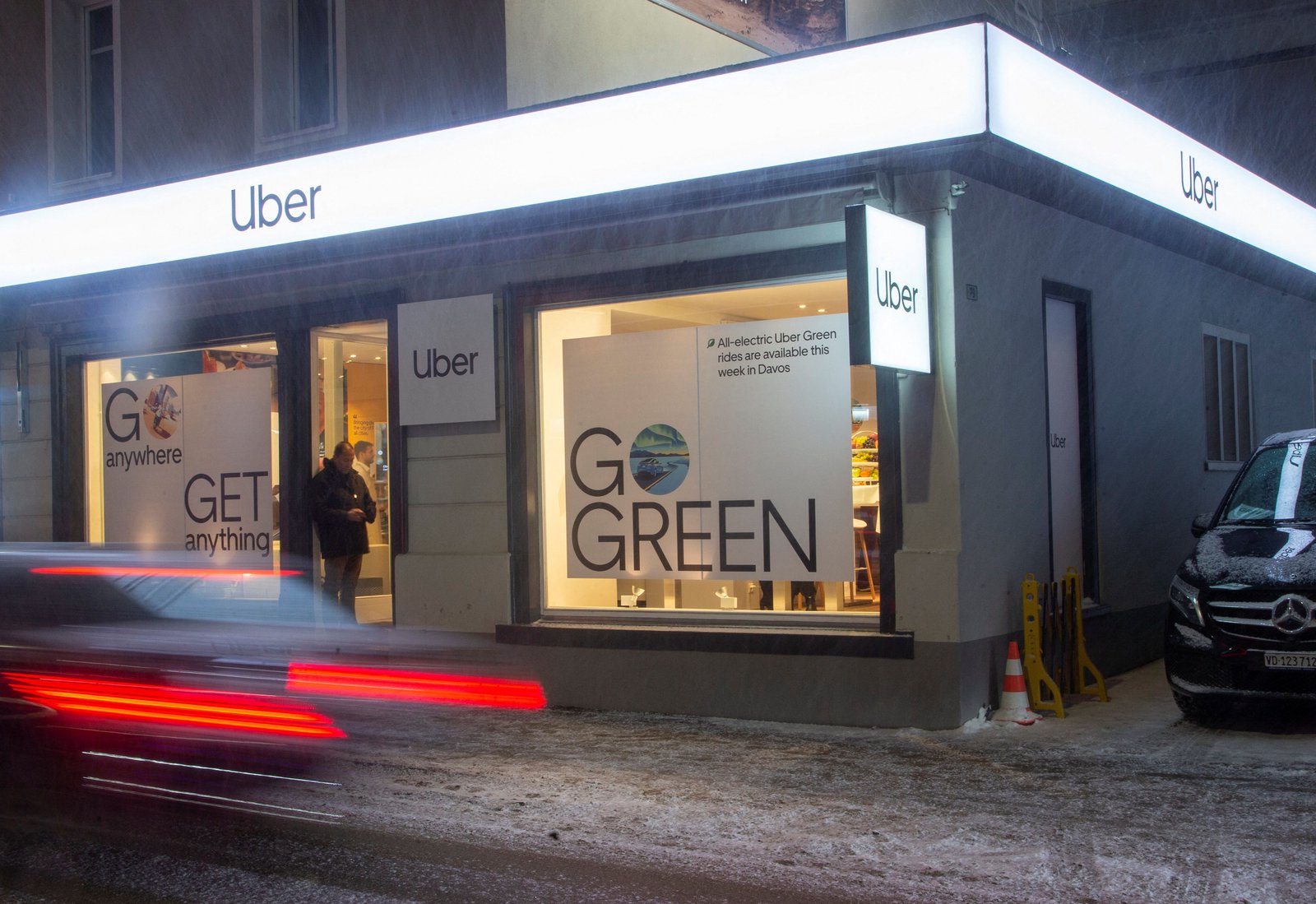 Davos cracks down on the busy Promenade