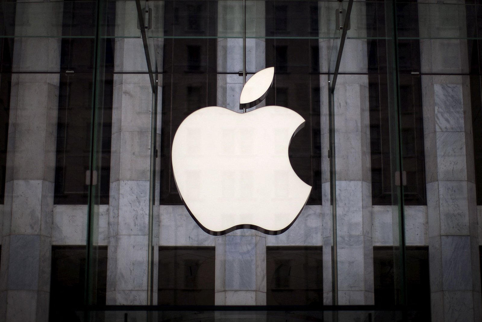 Apple eyes new hardware, directly competes with Meta: Report