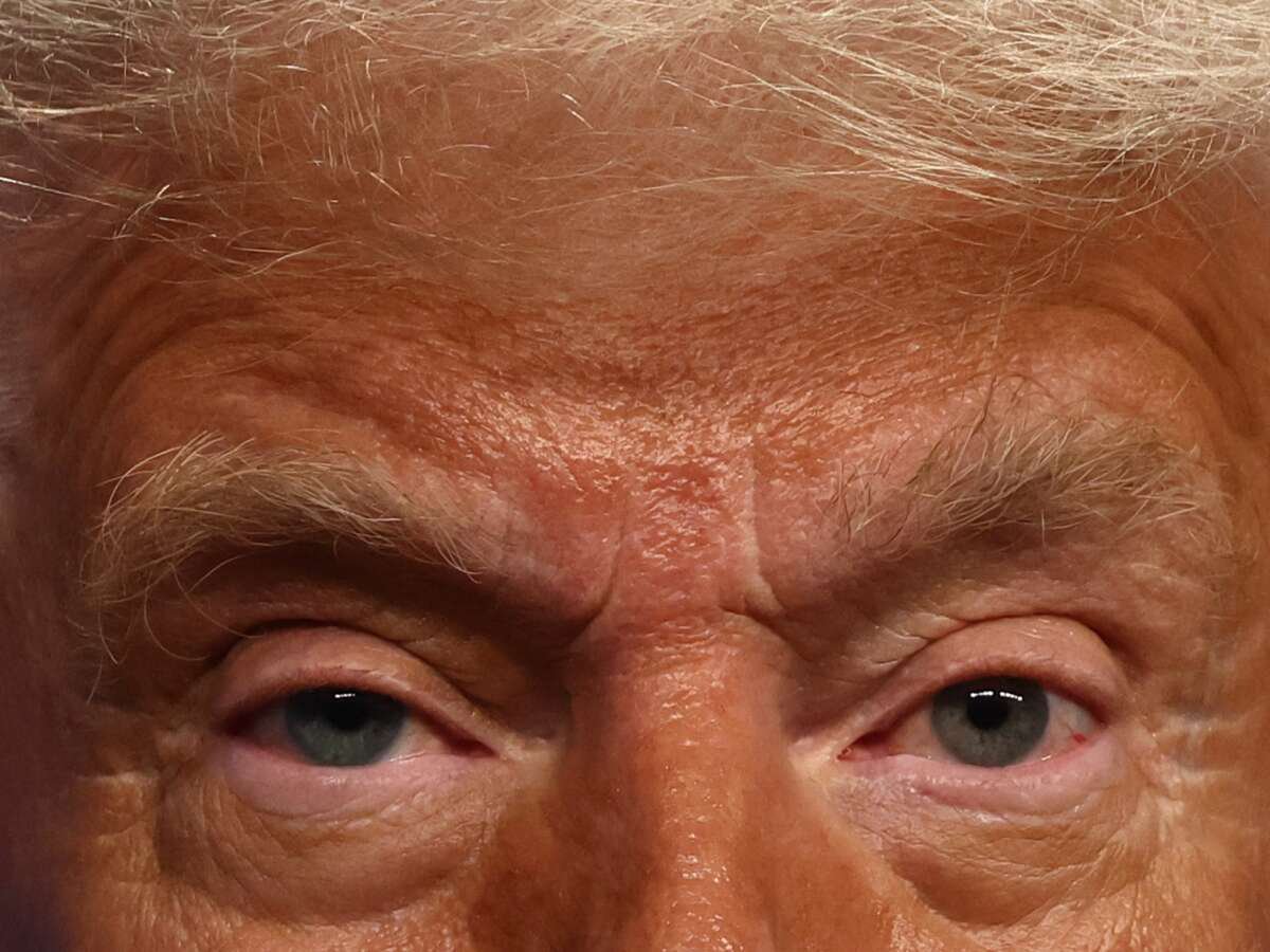 Trump Attacks Justices as “Unpatriotic and Disloyal” After Tariffs Ruling