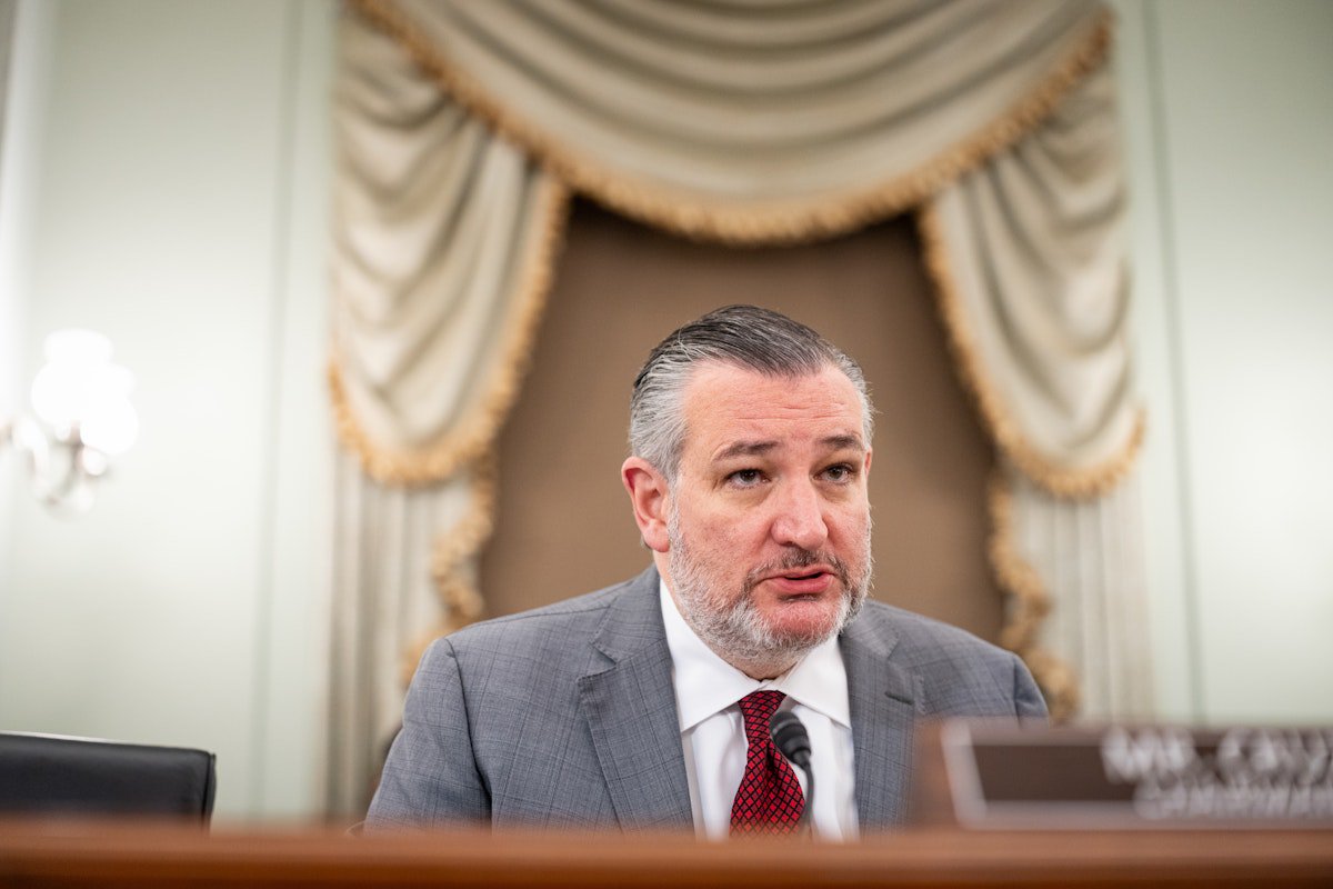 “No One Asked You”: Trump Advisers Lash Out at GOP Over Iran Deal