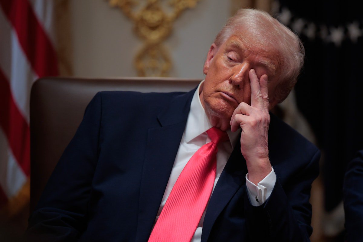 Trump Sunsetting Visibly Worsens as Aides Go Full Cult All Around Him