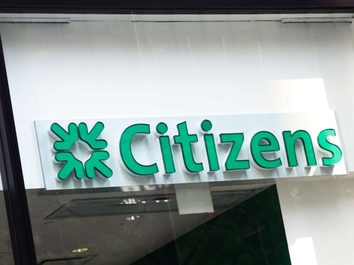 Hundreds Protest Against Citizens Bank Over Ties to ICE Prison Partners