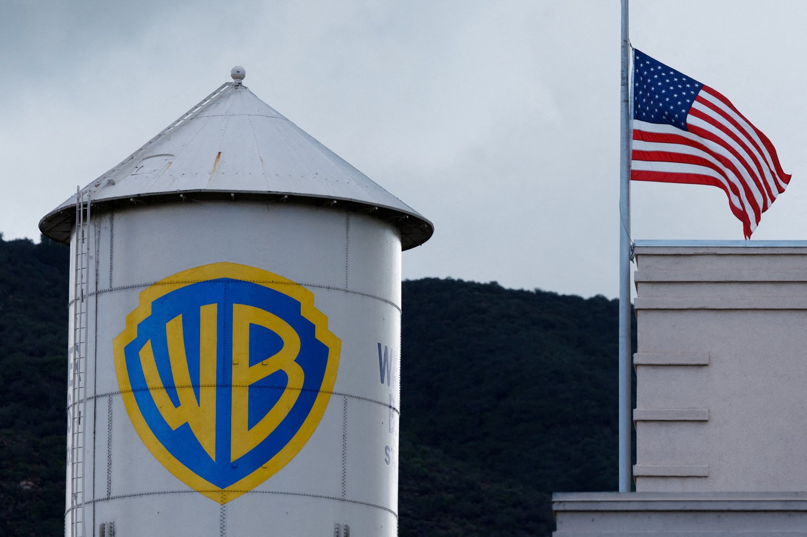 Senate Democrats demand FCC probe in Warner Bros. deal