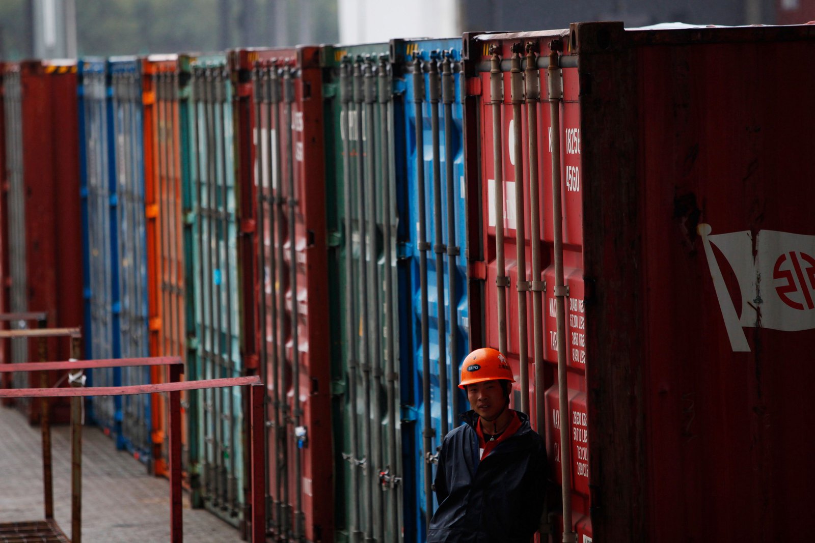 China exports hit record highs
