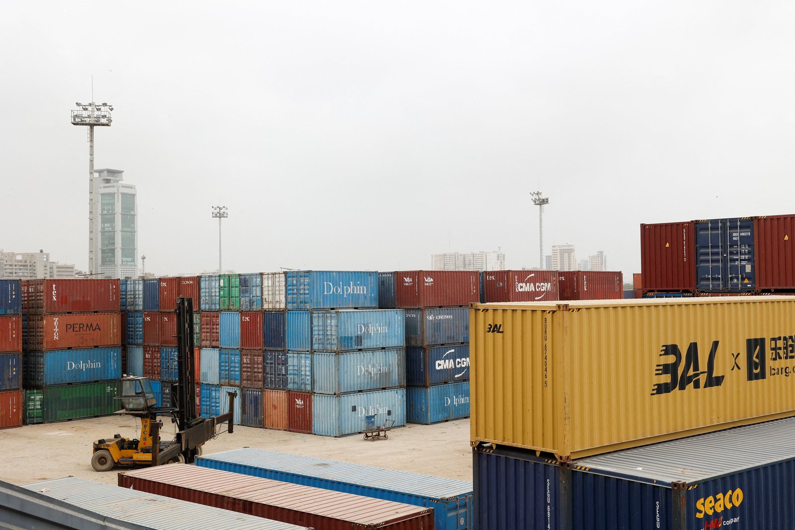 Saudi investors eye Pakistan port deal