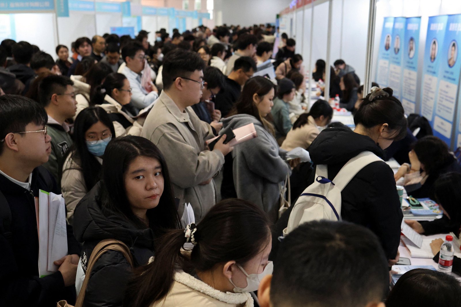 China gig economy fears grow as AI threatens jobs