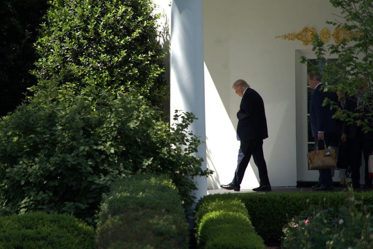 White House Lawyers Secretly Prep Trump Team for Brutal Midterms