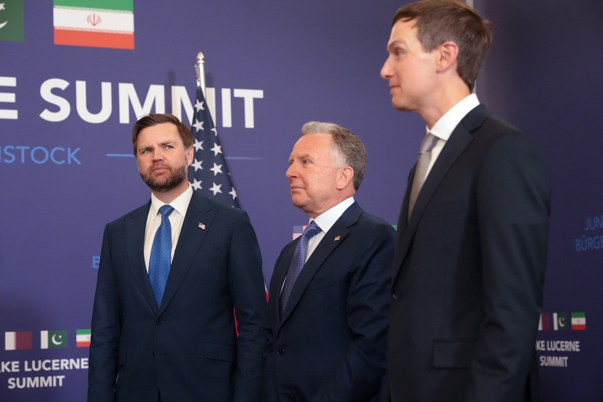 Iran Says It Tried to Warn JD Vance About Kushner and Witkoff