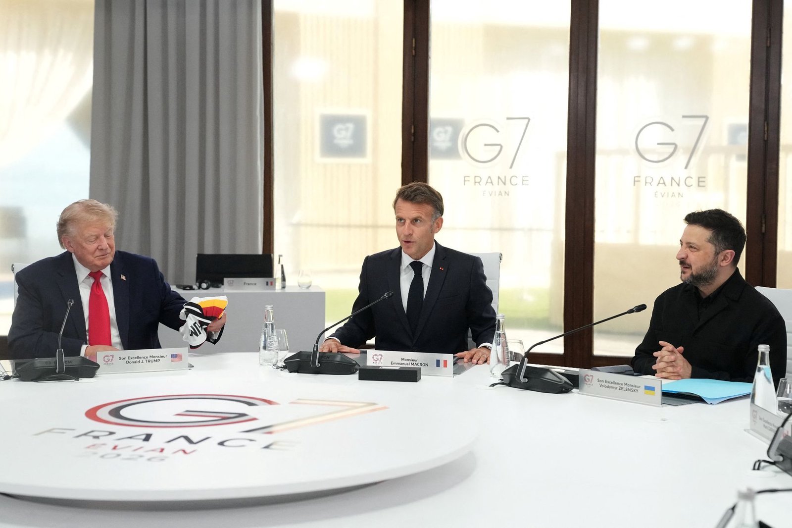 G7 leaders convene in France amid signs of discord