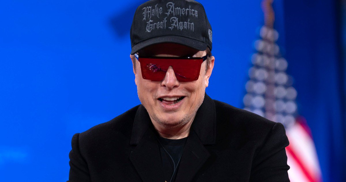 Elon Musk Urges Brits to “Fight Back” Against Their Political Enemies