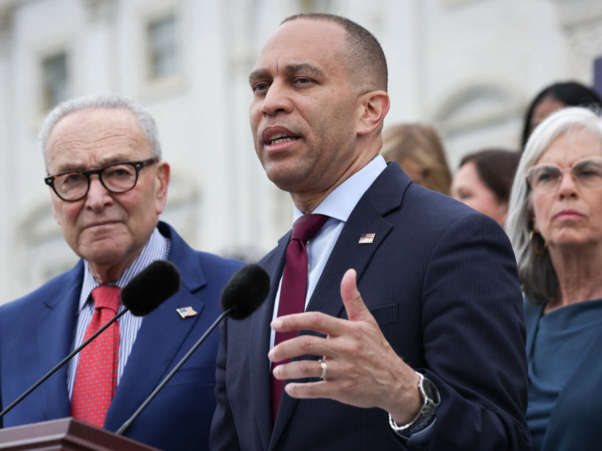 Jeffries Says Dems Aren’t Thinking About Trump Impeachment “At This Moment”