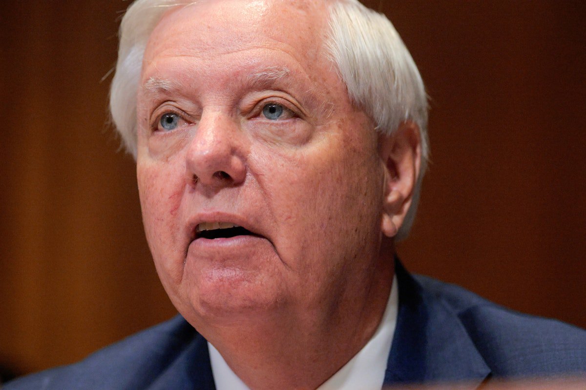 Here’s Who Called 911 as Lindsey Graham Was Dying