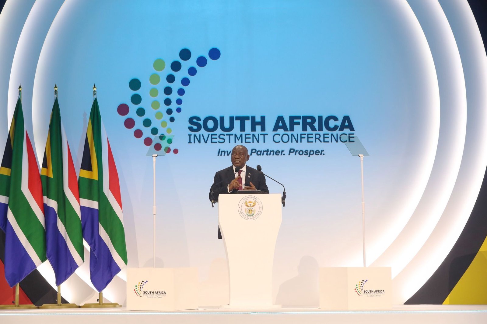 South Africa pushes for $200B investment