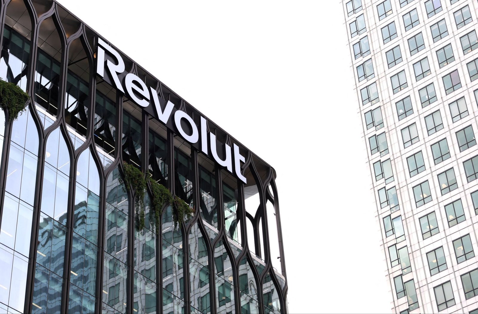 British digital bank Revolut plans South Africa launch