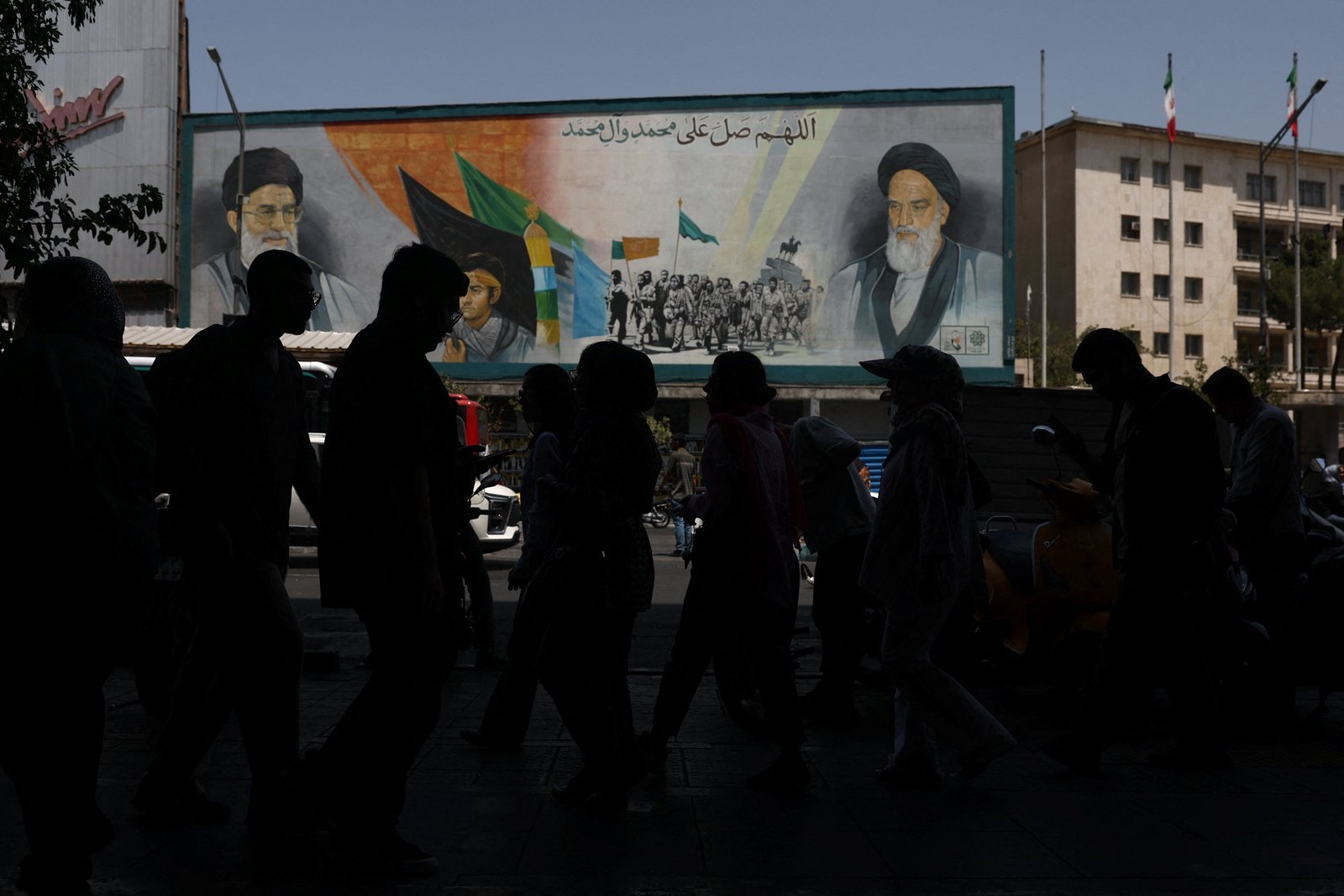 Revived Iran conflict dims Gulf's economic recovery hopes