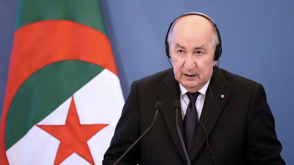 Mali and Algeria revitalize diplomatic relations after falling out last year