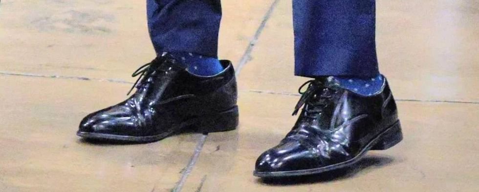 Clown Shoes 'R Us