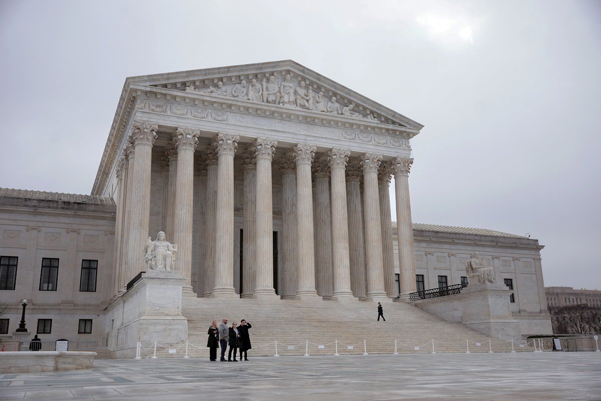Trump Lawyers Cite White Supremacists in Birthright Citizenship Case
