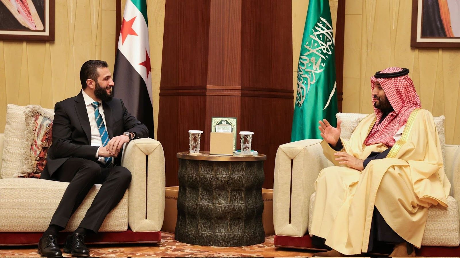 Qatar, Saudi pledge $89M to cover Syria government salaries