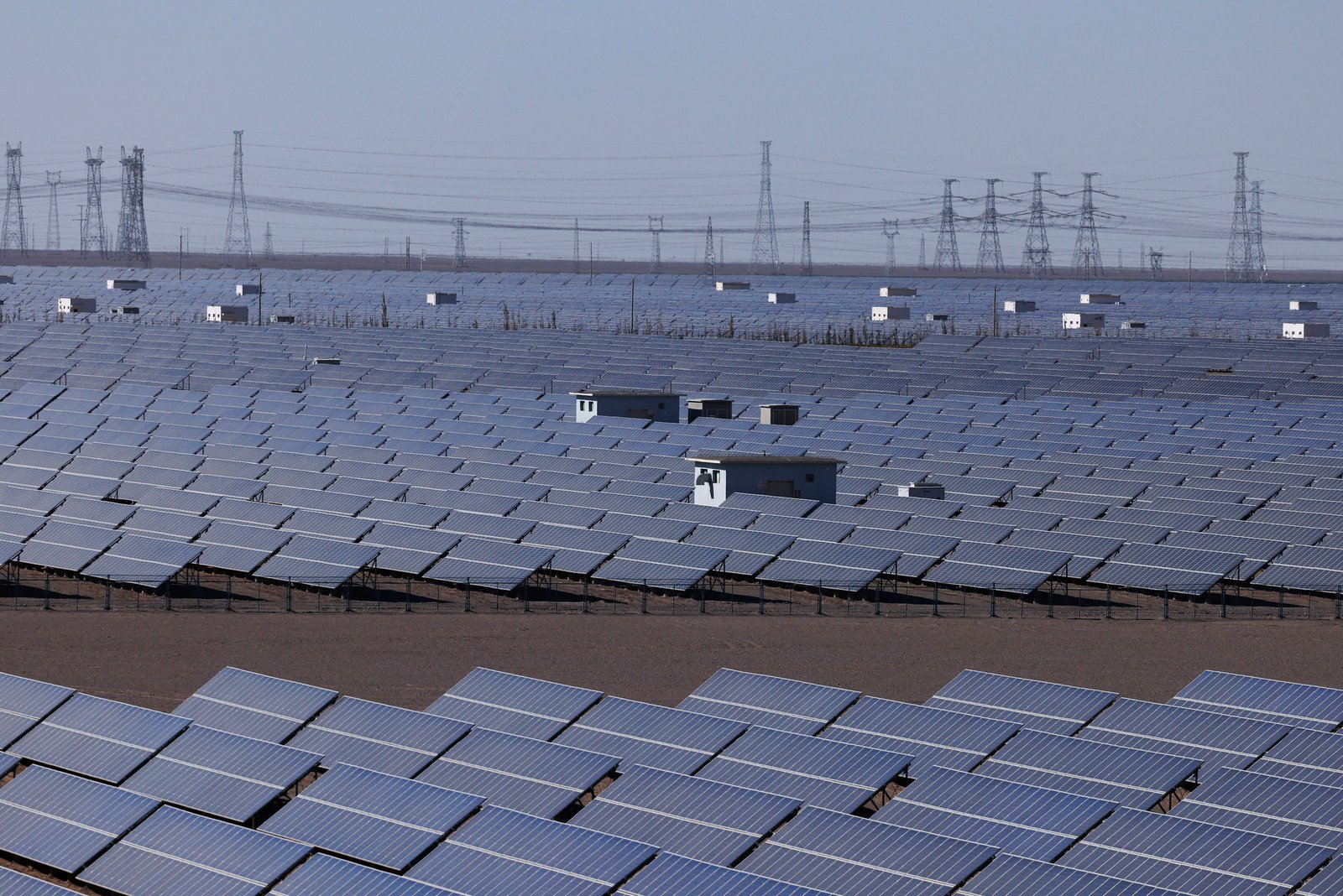 China solar firms launch consolidation fund to tackle overcapacity