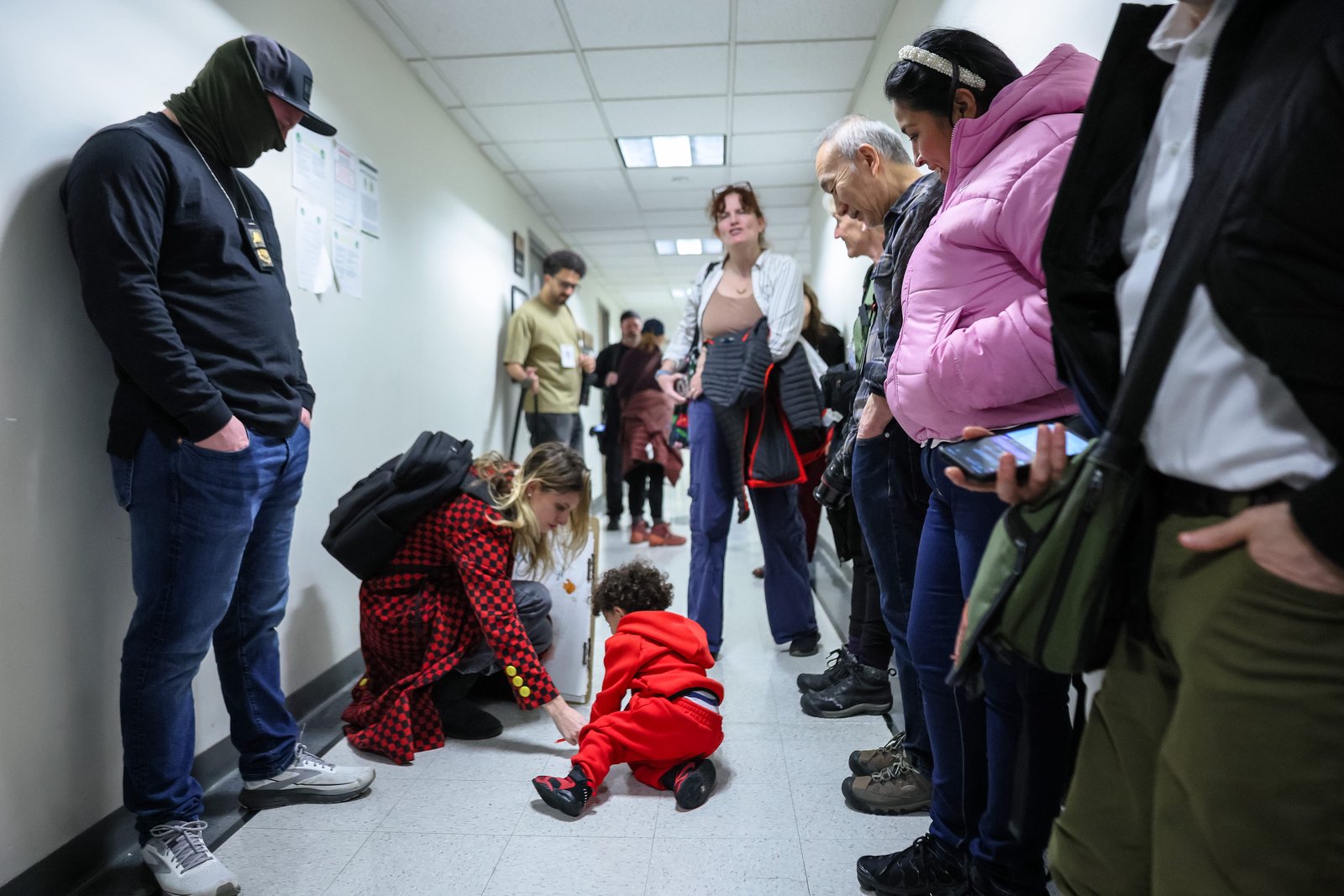 Over 425,000 Kids in U.S. Face Deportation Hearings Without Lawyers