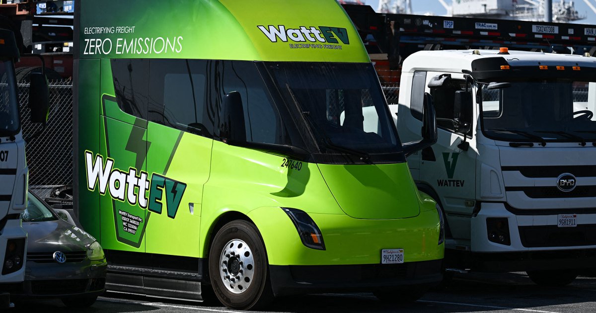With Tesla Big Rigs Rolling Out, California Can Breathe Easier