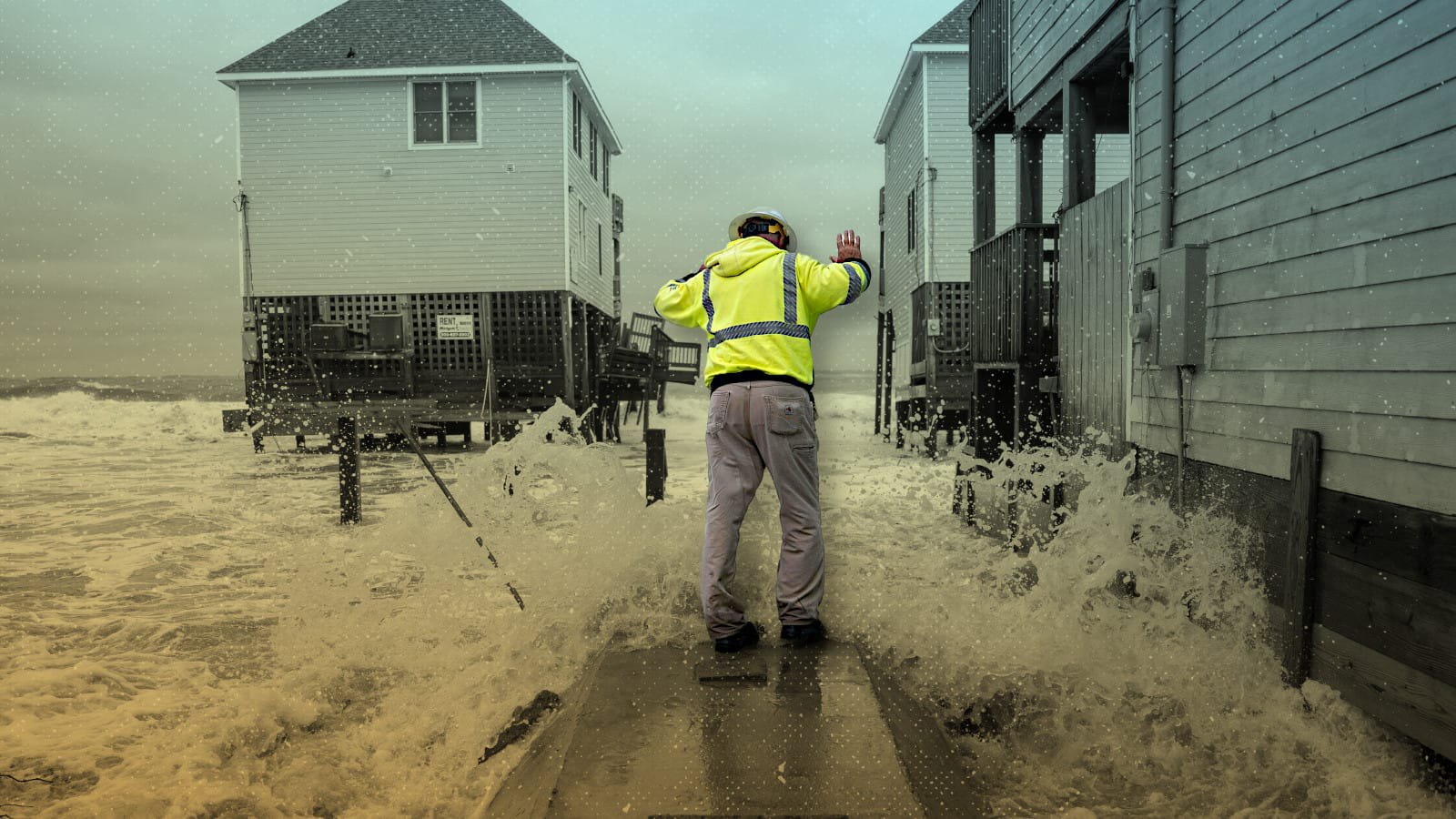  Amid The Shutdown, Flood Insurance Profiteers Are Riding The Wave 