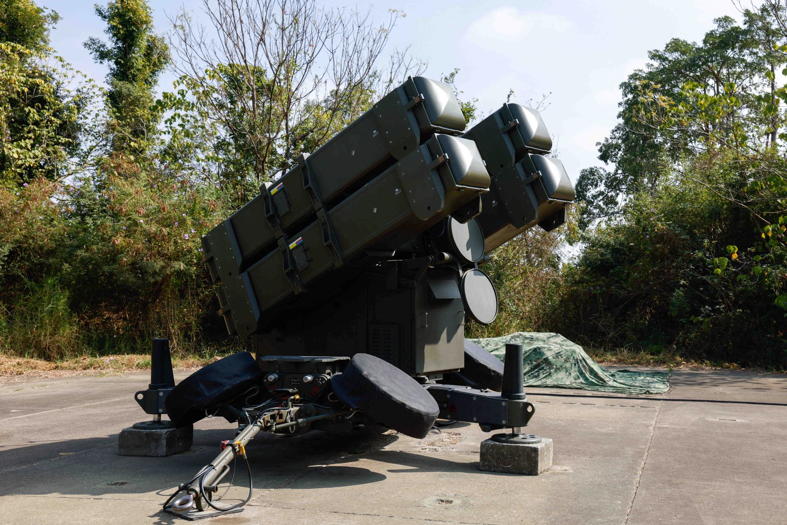 Taipei downplays US arms sales concerns