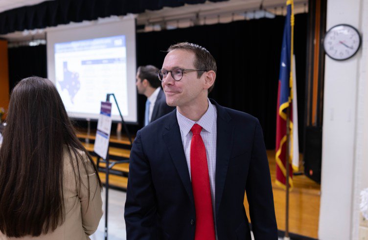 Texas State Takeover of Local School Districts Expands, Raising Concerns