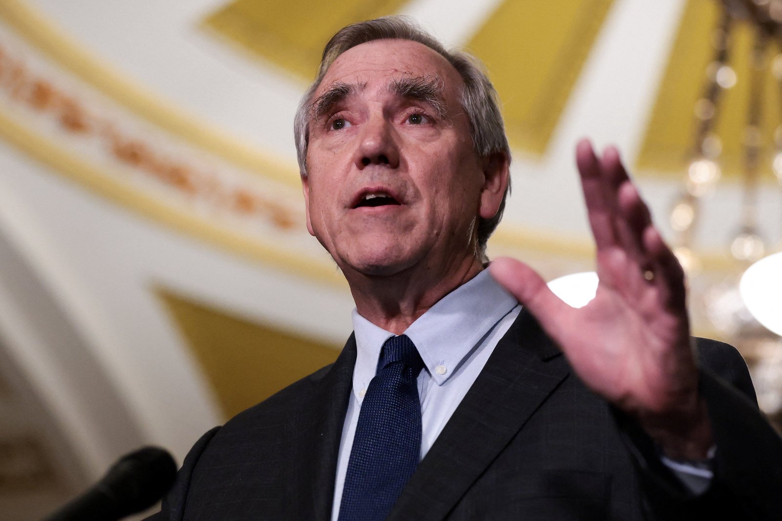 US senators move to rebuke China over Tibet