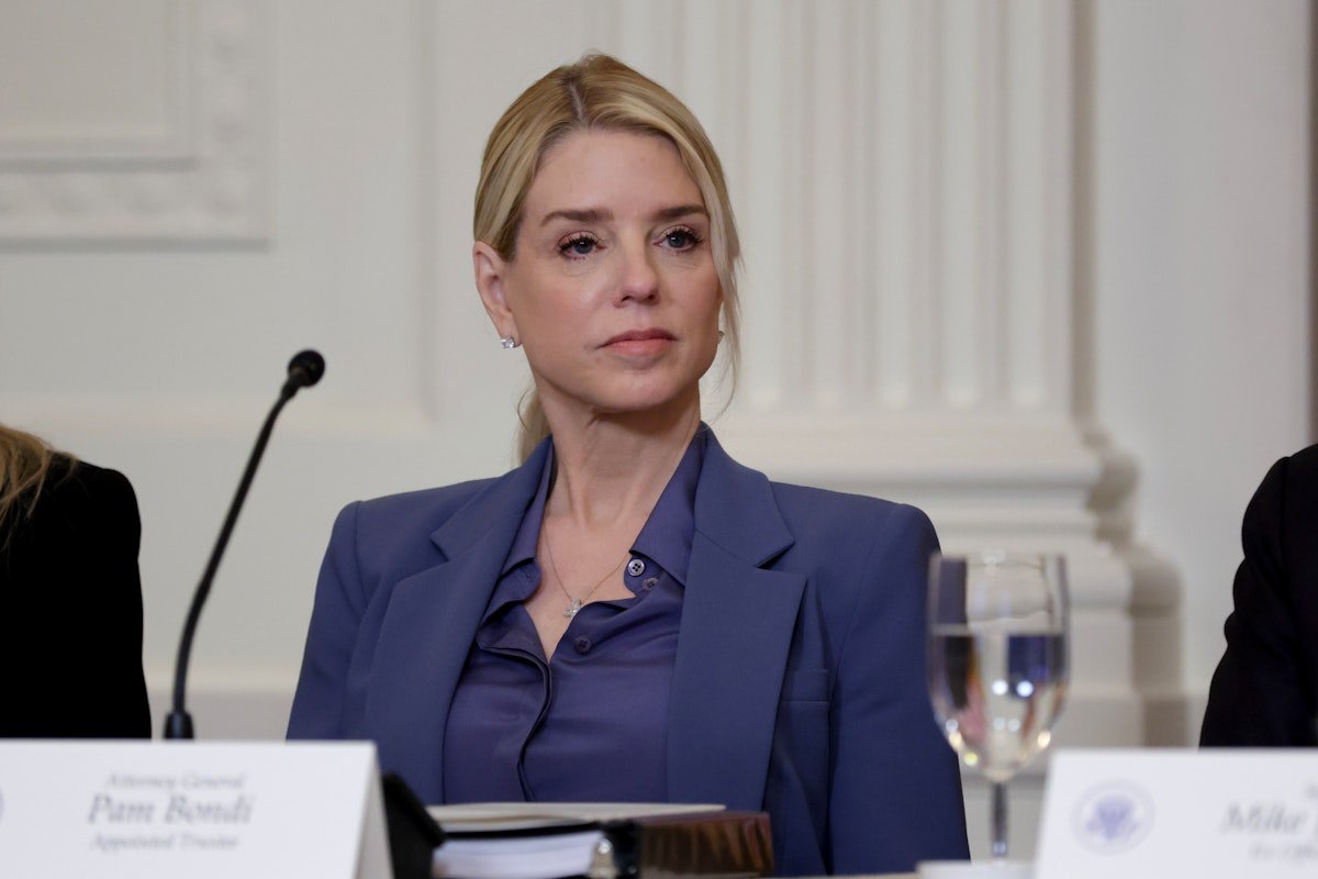 Democrats Storm Out of “Fake” Bondi Briefing on Epstein Files