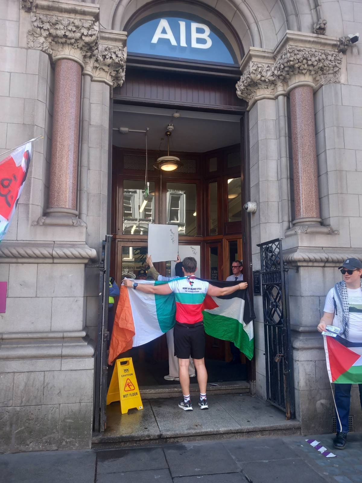 Peter Thiel’s Dialog conference in Ireland shut down by grassroots action