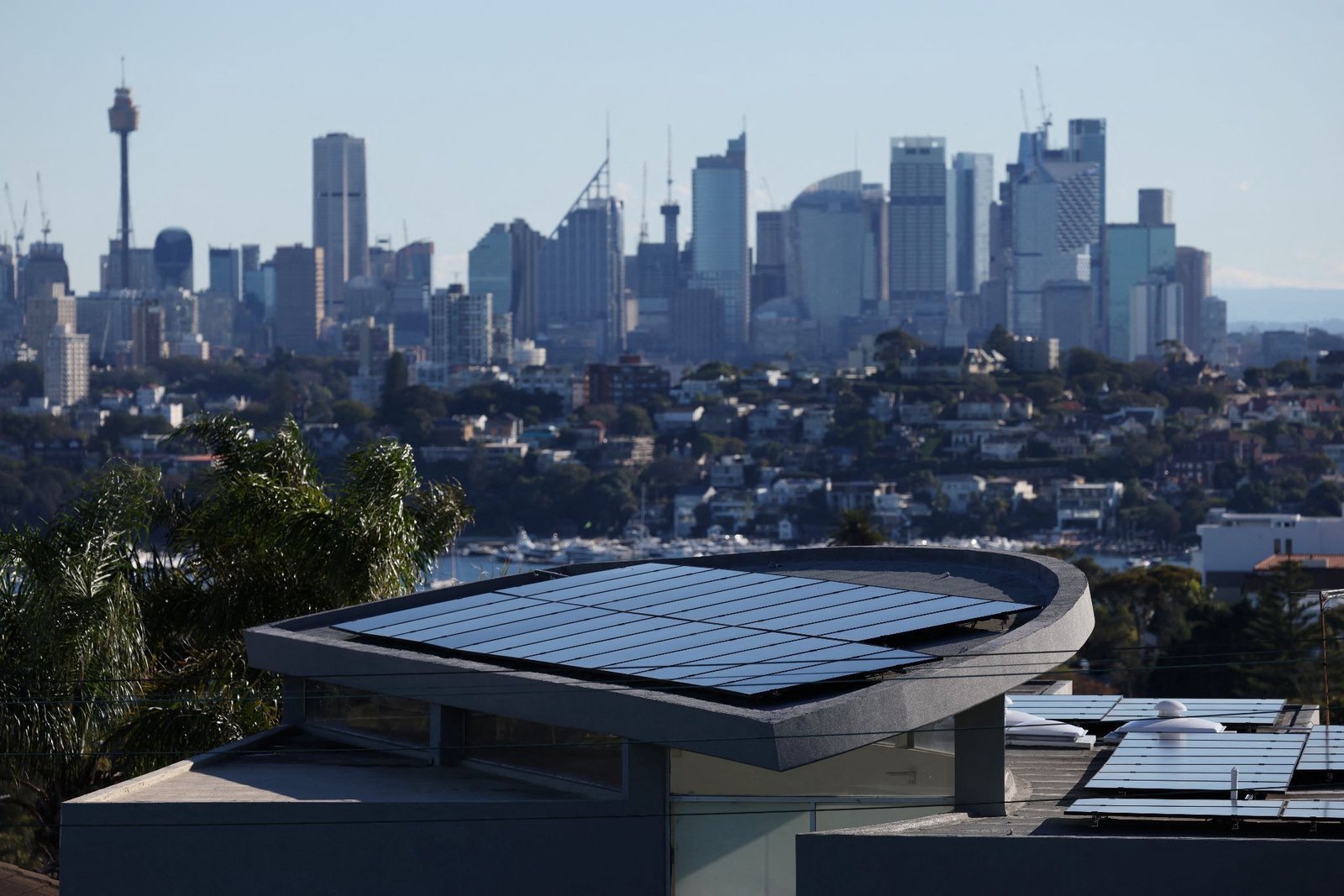Australia's renewables shift accelerates on battery imports surge