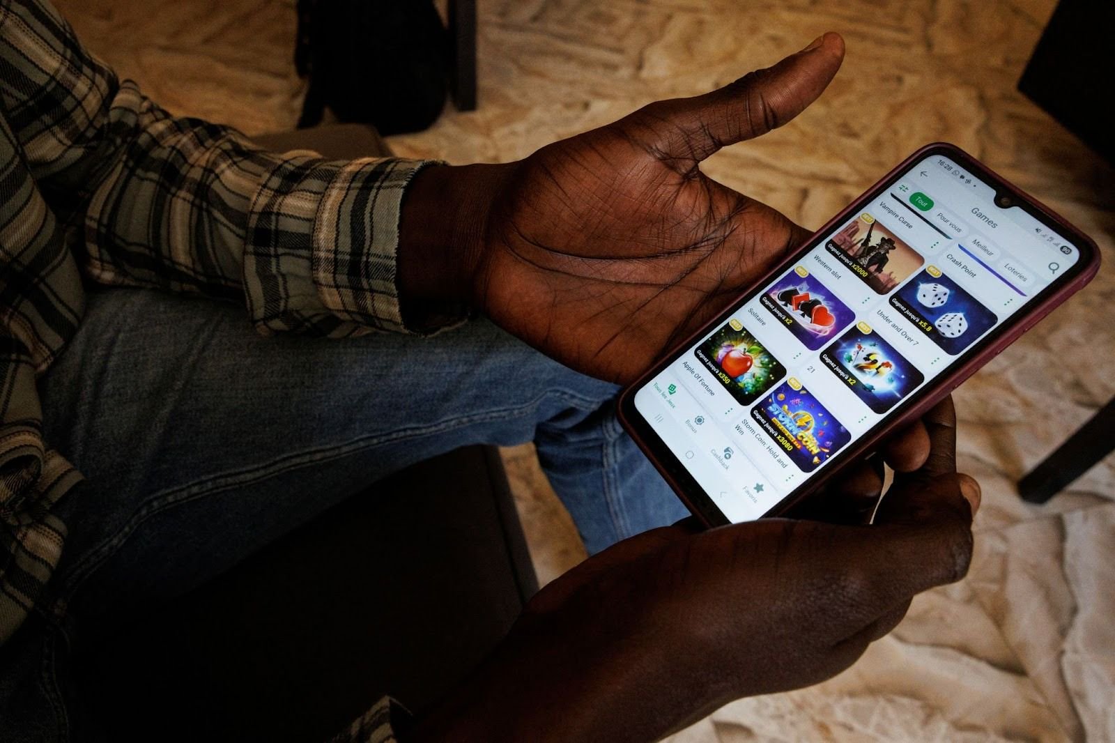 African governments tackle online gambling