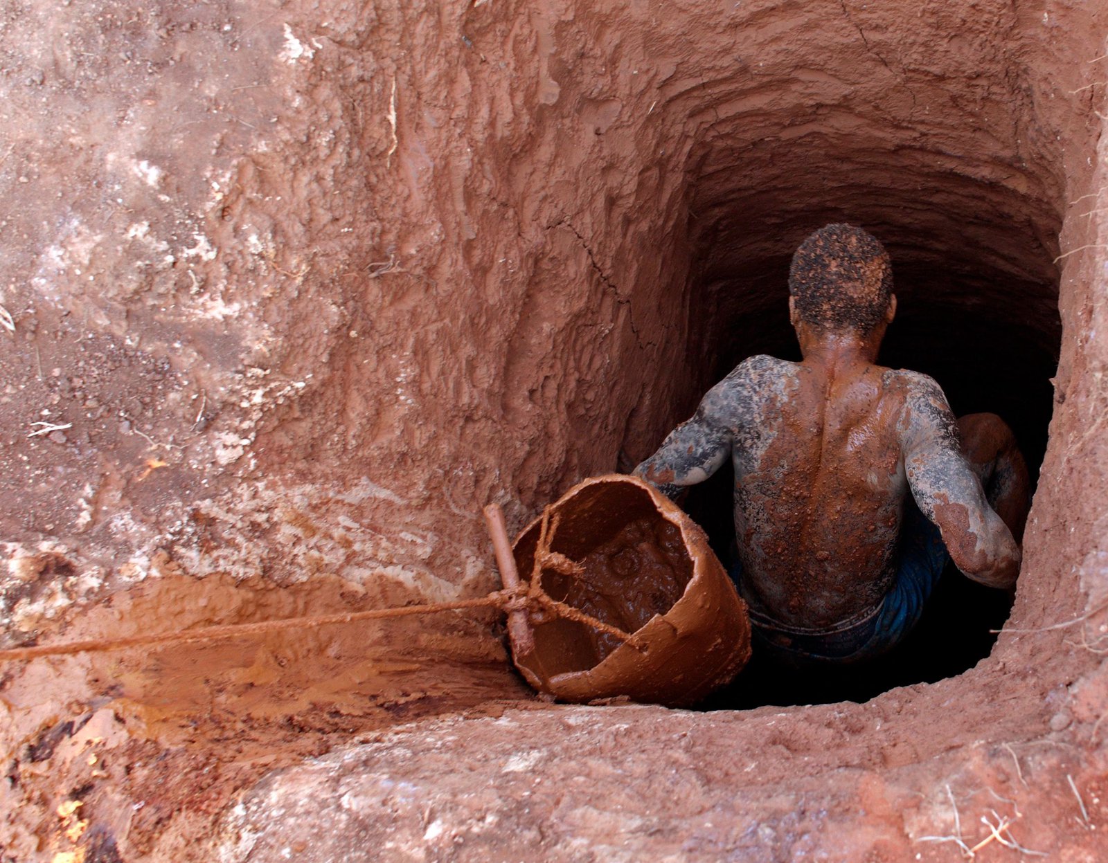 Mozambique mining law looks to tighten state control