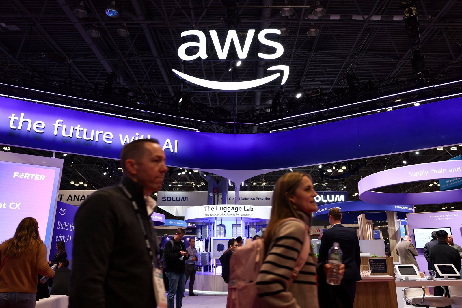 Amazon hits $3 trillion valuation on strong cloud earnings