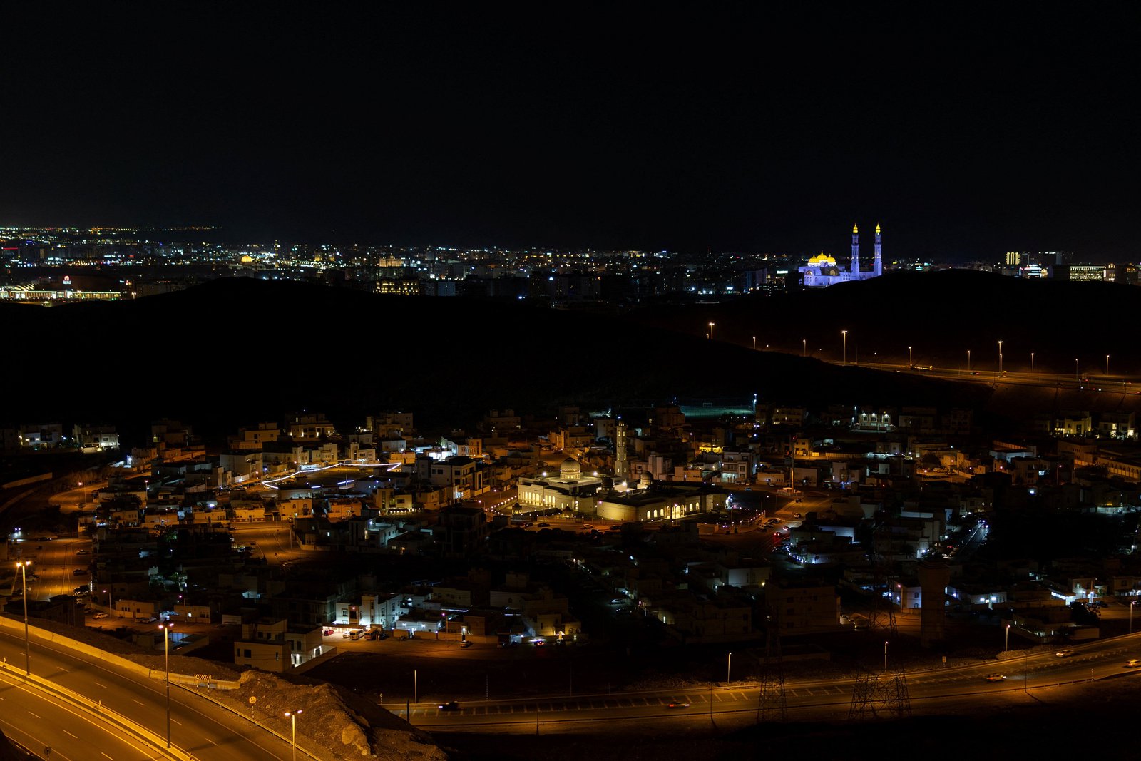 Oman property fends off Iran war ripples