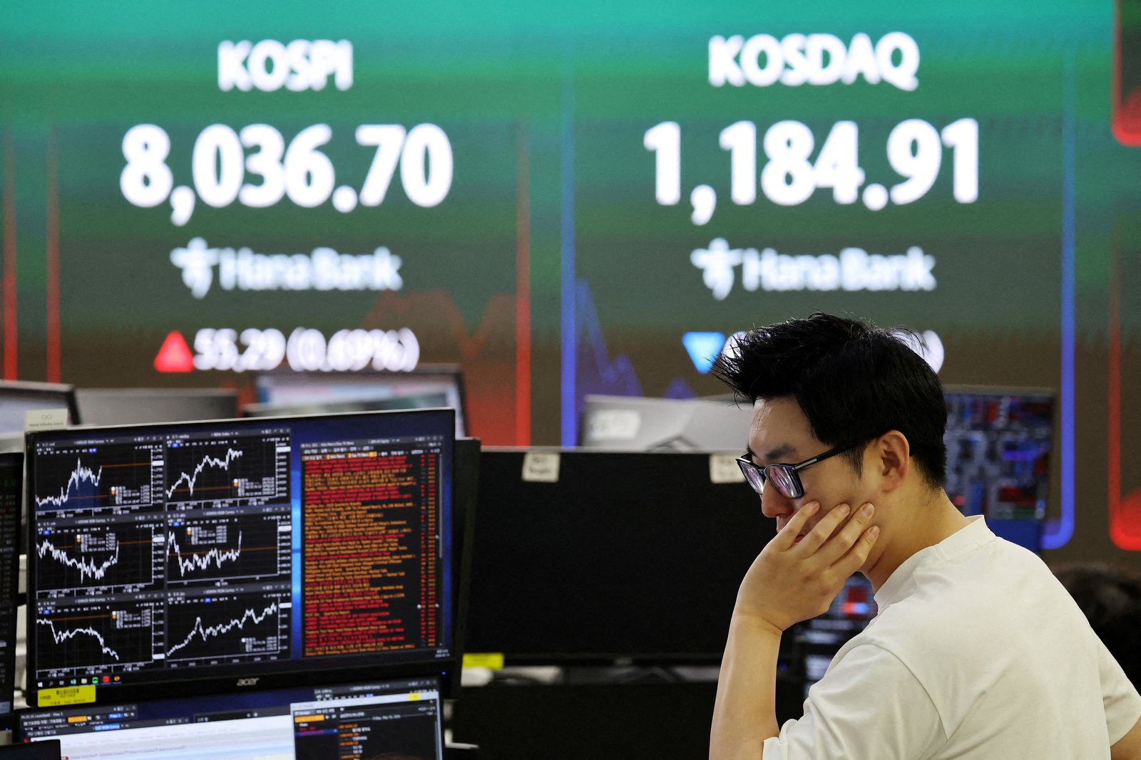 Tech stocks tumble in Asia, US