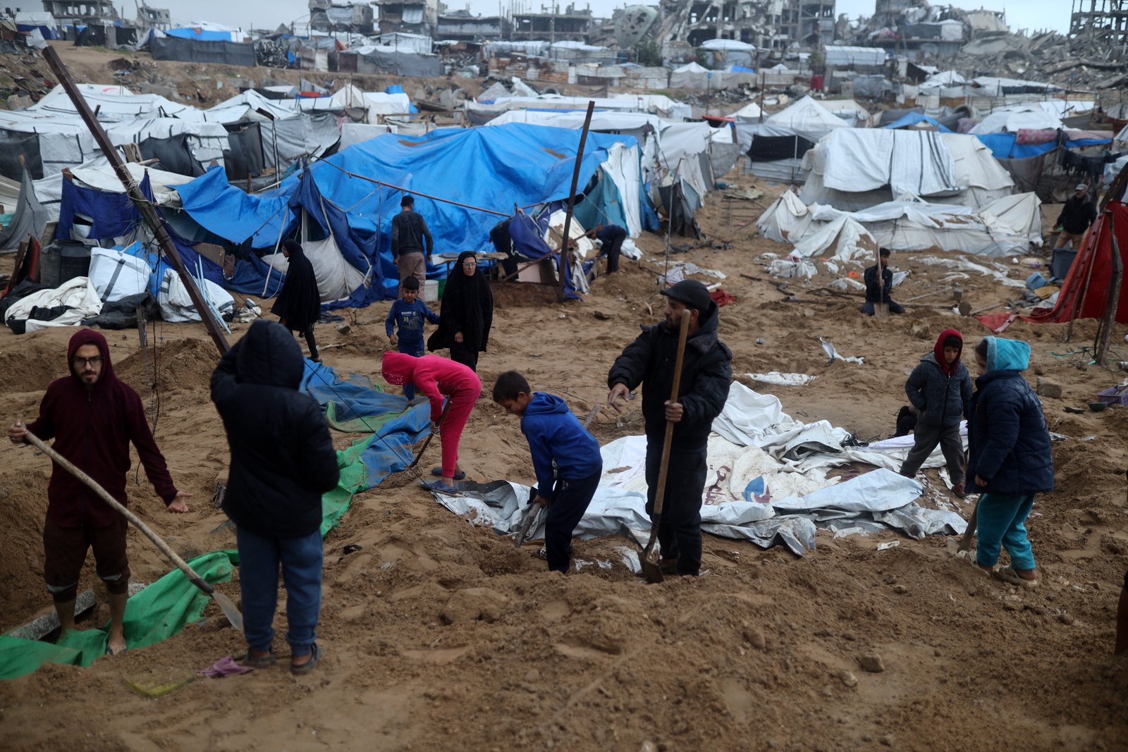 Israel unleashes wave of deadly attacks in Gaza; Border Patrol shoots married couple in Portland; Senate votes to limit Trump on Venezuela