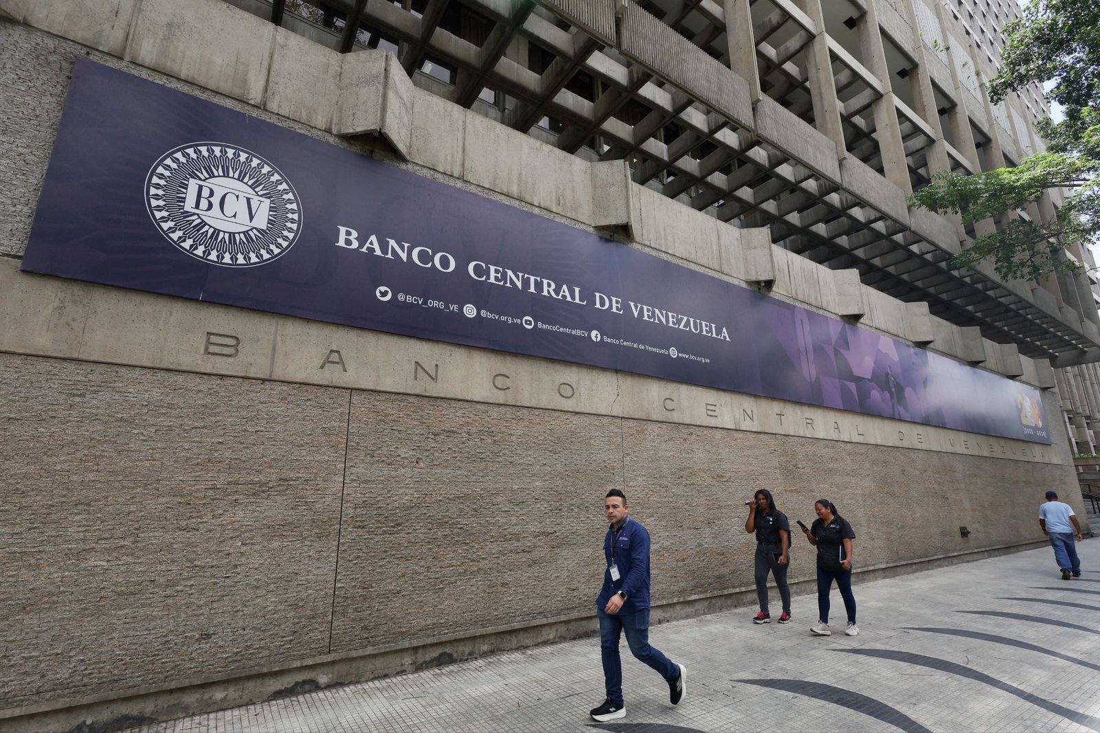 Venezuela faces record debt restructuring