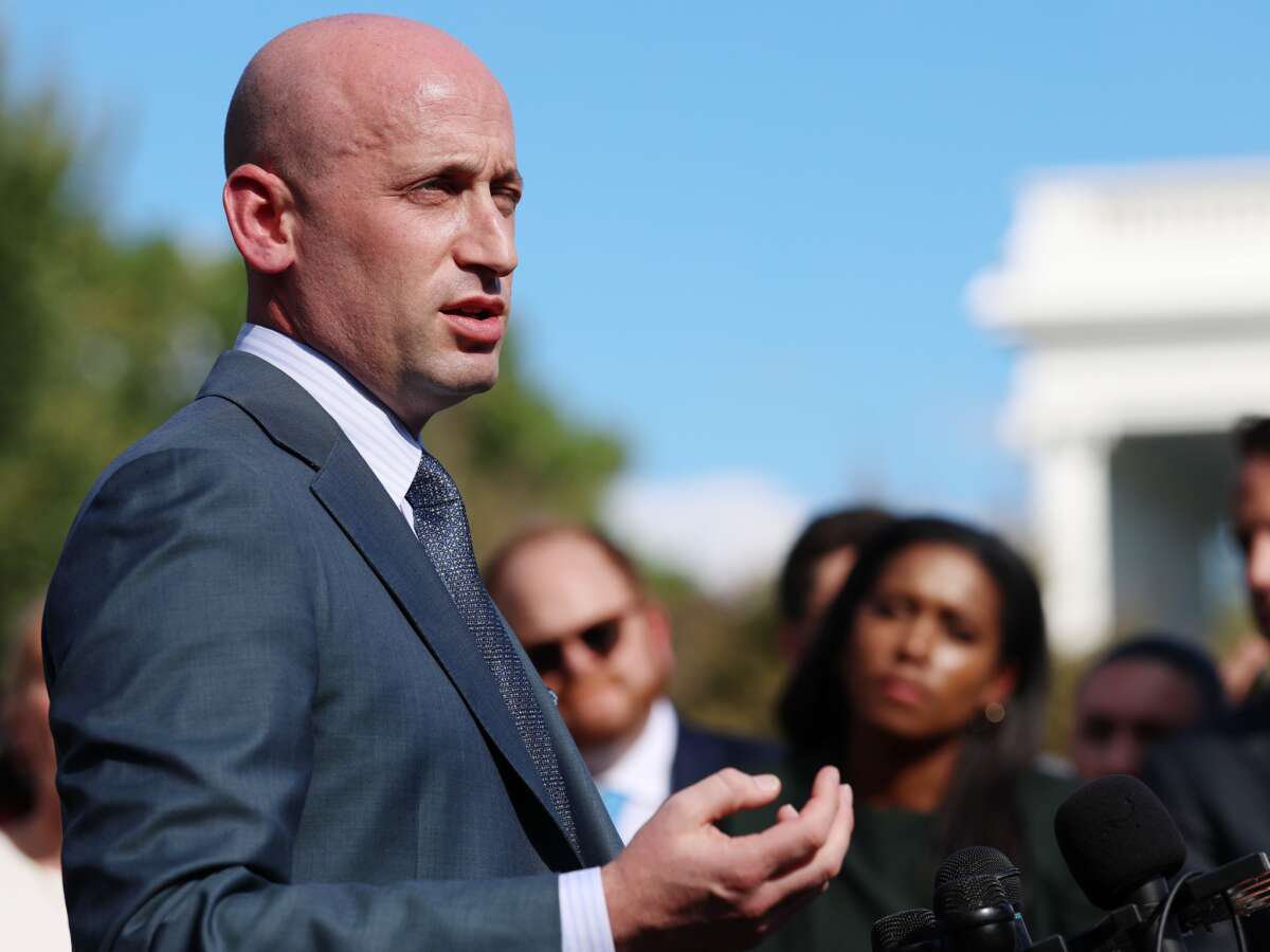 Trump Aide Floats Barring Pregnant Visitors After Birthright Citizenship Ruling