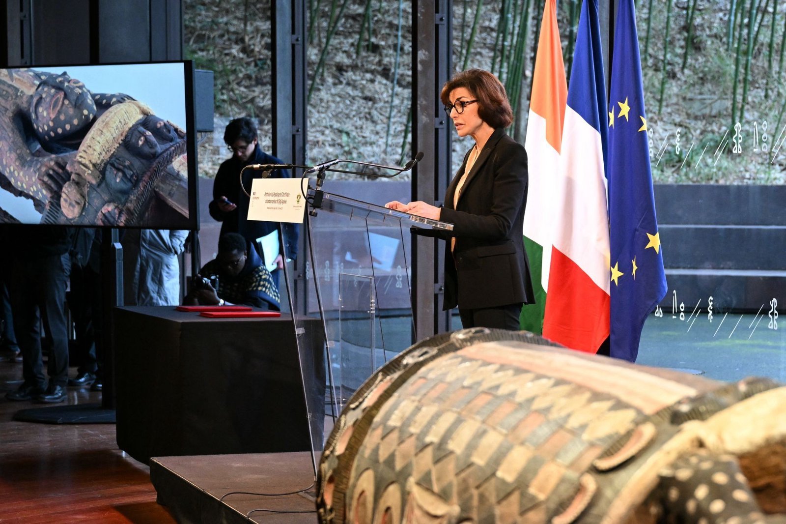 Campaign for African artifacts looks to AI to expedite returns