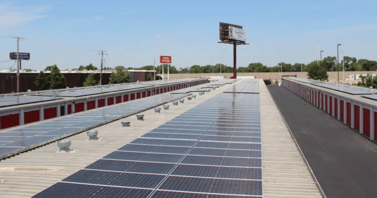 Solar Panels on Storage Units: Illinois Is Going All In on This No-Brainer