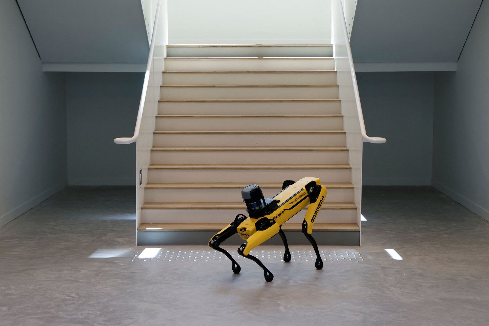 Worker backlash over ‘flash bang’ grenades sank Boston Dynamics robot deal